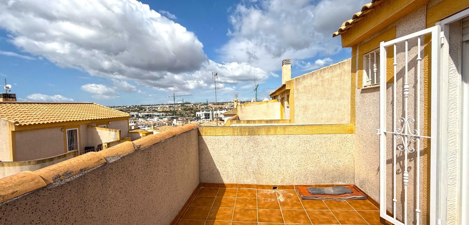 3 Bed, 2 Bath, HouseFor Sale, Orihuela Costa, Alicante