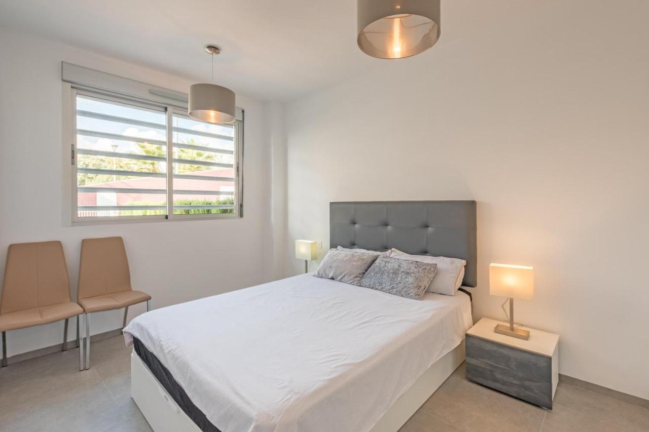 3 Bed, 2 Bath, HouseFor Sale, Torrevieja, Alicante