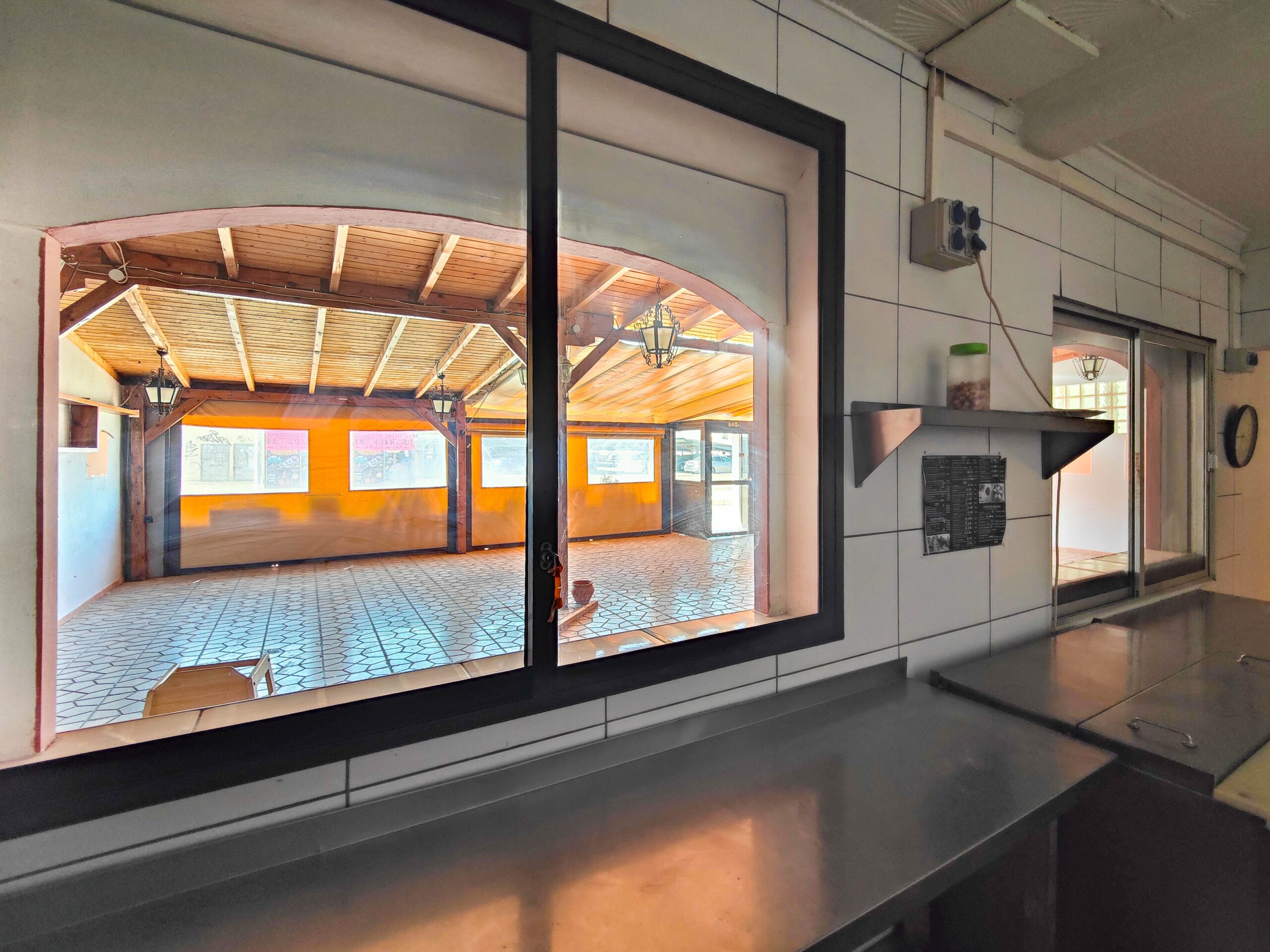 6 Bed, 3 Bath, ApartmentFor Sale, Torrevieja, Alicante