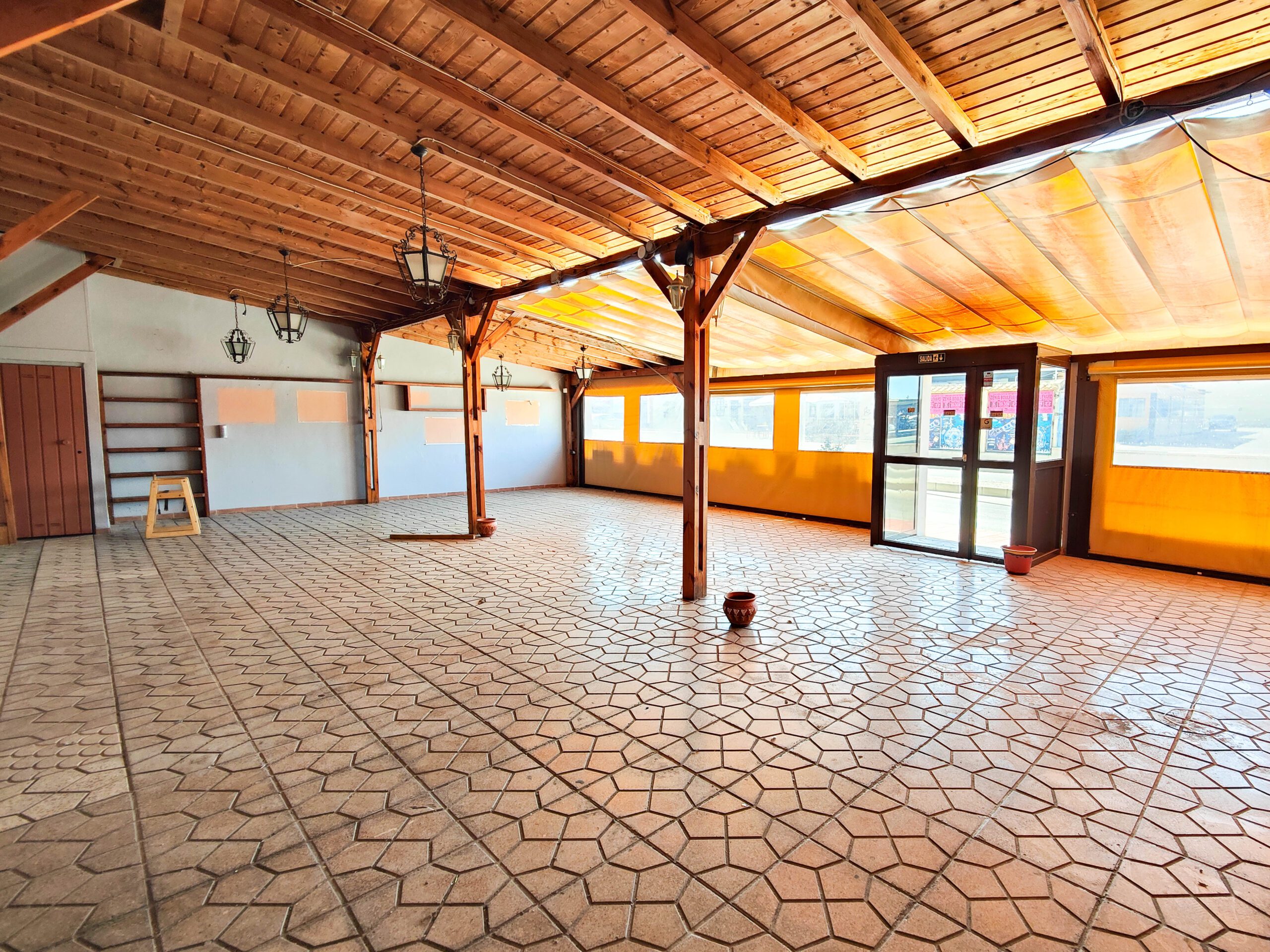 6 Bed, 3 Bath, ApartmentFor Sale, Torrevieja, Alicante