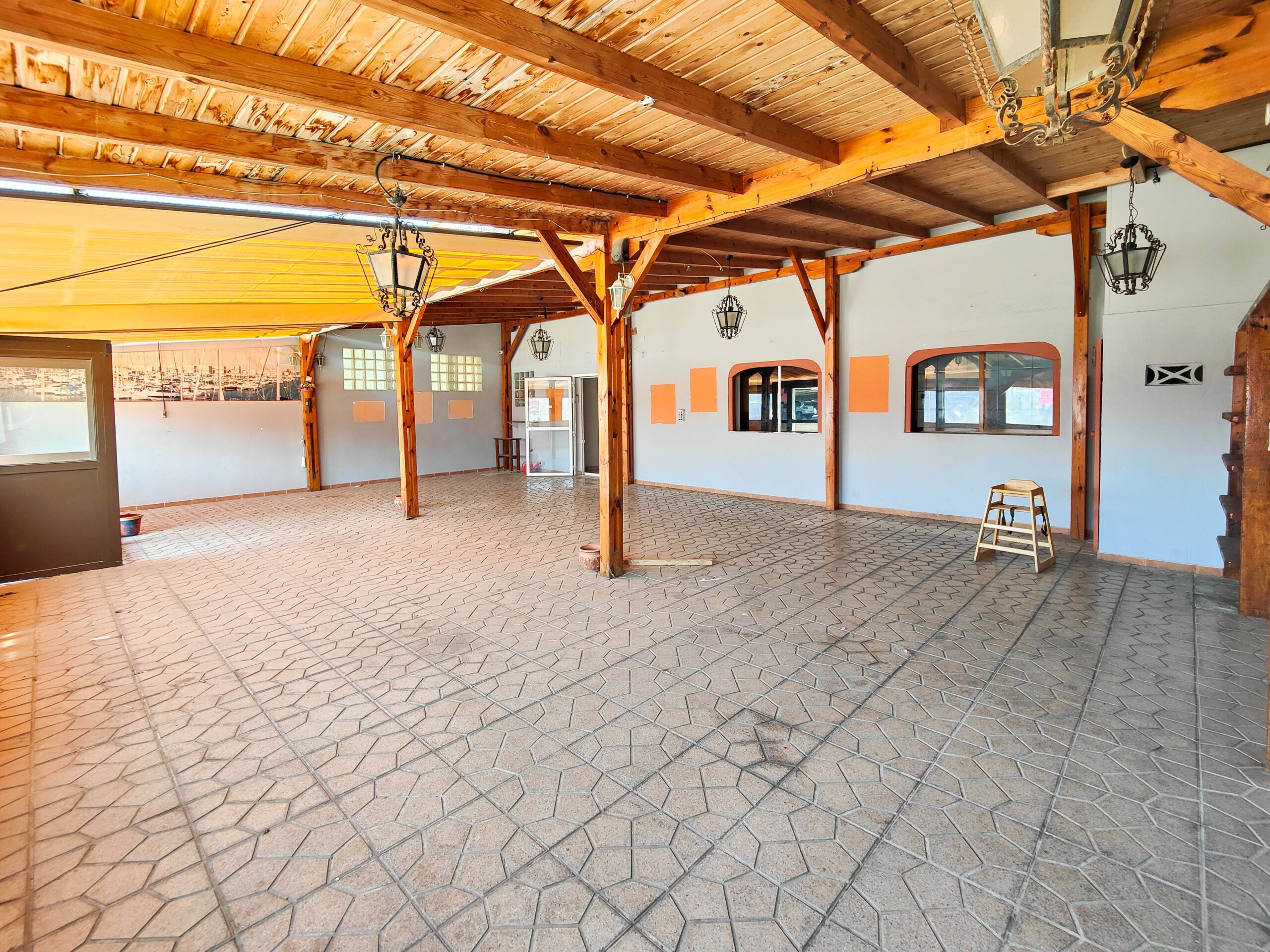 6 Bed, 3 Bath, ApartmentFor Sale, Torrevieja, Alicante