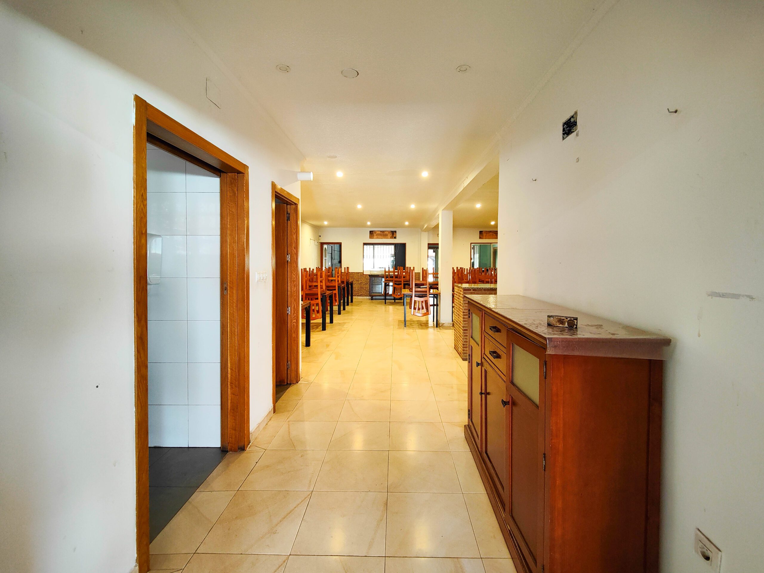 6 Bed, 3 Bath, ApartmentFor Sale, Torrevieja, Alicante