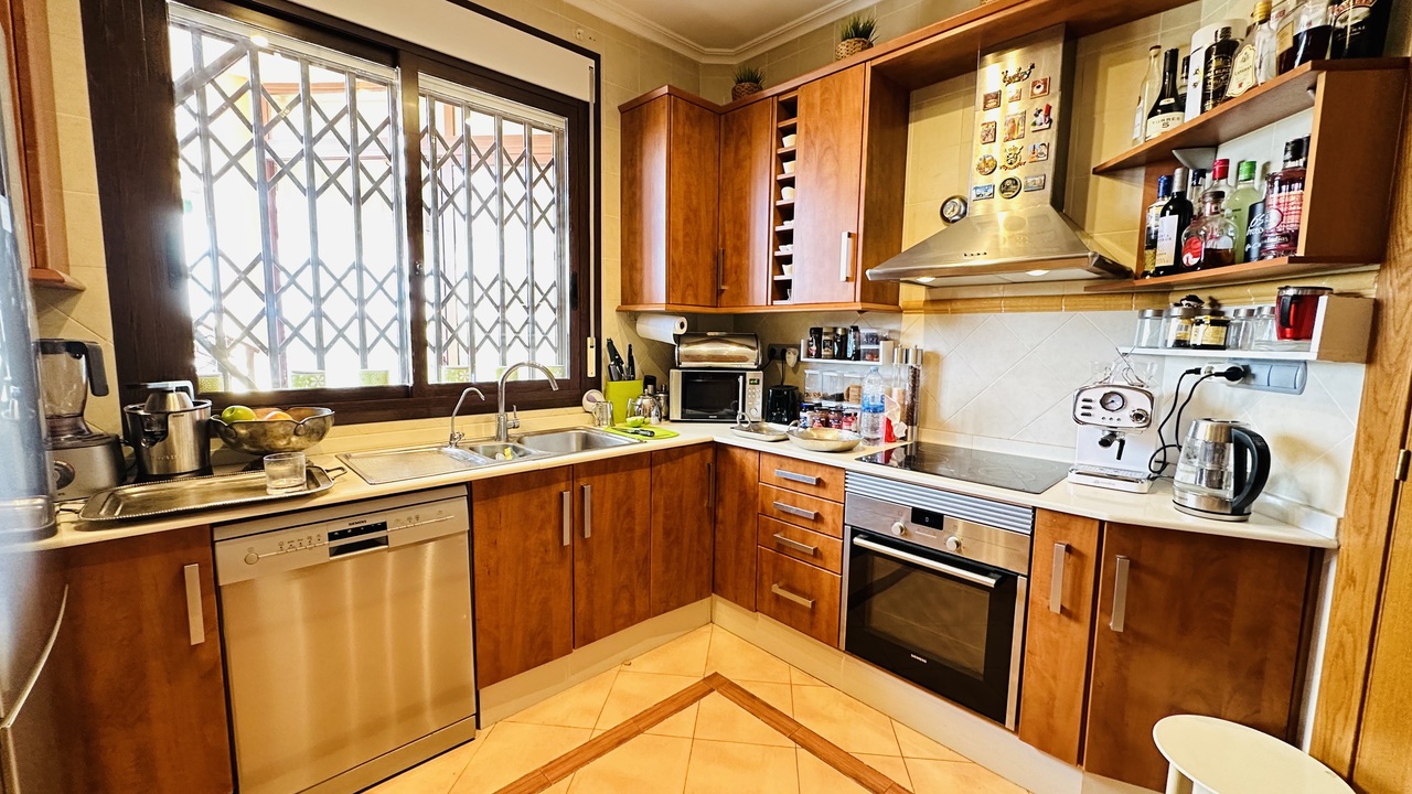 4 Bed, 3 Bath, HouseFor Sale, Algorfa, Alicante 4 Bed, 3 Bath, HouseFor Sale, Algorfa, Alicante