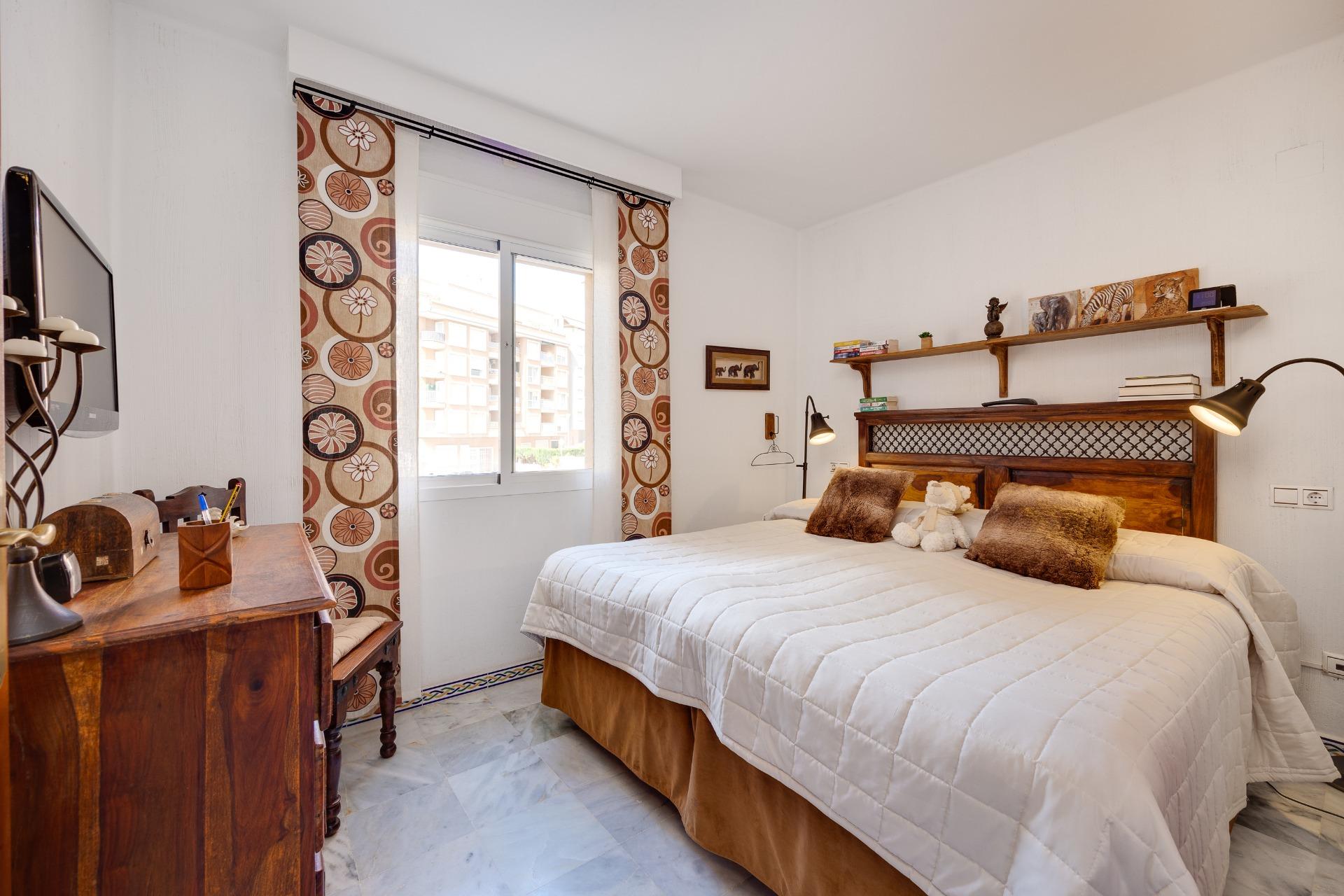 2 Bed, 1 Bath, ApartmentFor Sale, Torrevieja, Alicante 2 Bed, 1 Bath, ApartmentFor Sale, Torrevieja, Alicante