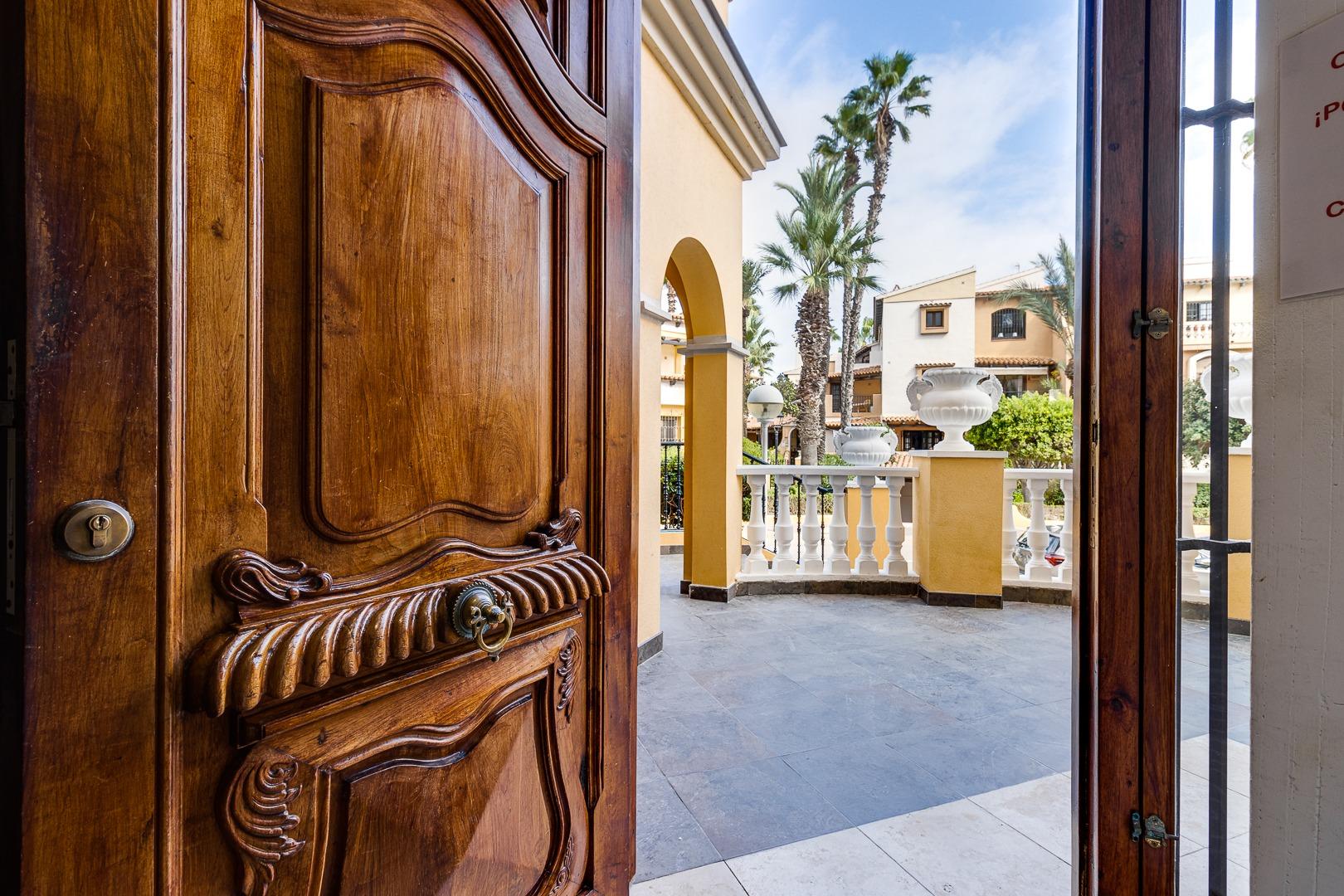 2 Bed, 1 Bath, ApartmentFor Sale, Torrevieja, Alicante 2 Bed, 1 Bath, ApartmentFor Sale, Torrevieja, Alicante