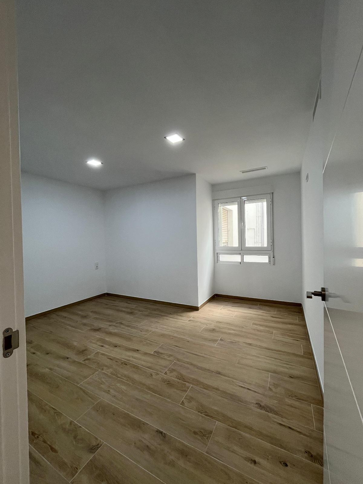 3 Bed, 2 Bath, ApartmentFor Sale, Torrevieja, Alicante 3 Bed, 2 Bath, ApartmentFor Sale, Torrevieja, Alicante
