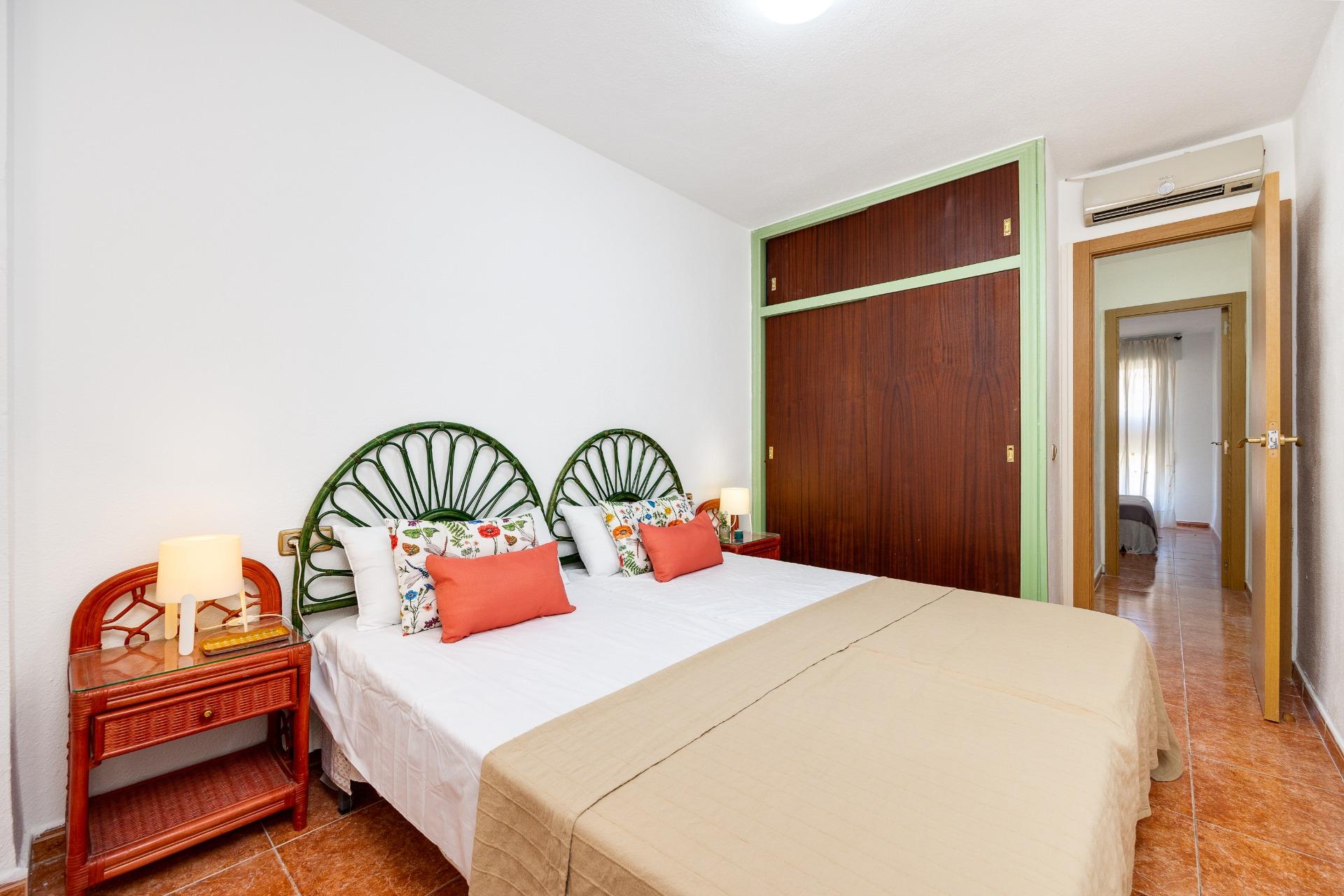 2 Bed, 1 Bath, ApartmentFor Sale, Torrevieja, Alicante 2 Bed, 1 Bath, ApartmentFor Sale, Torrevieja, Alicante