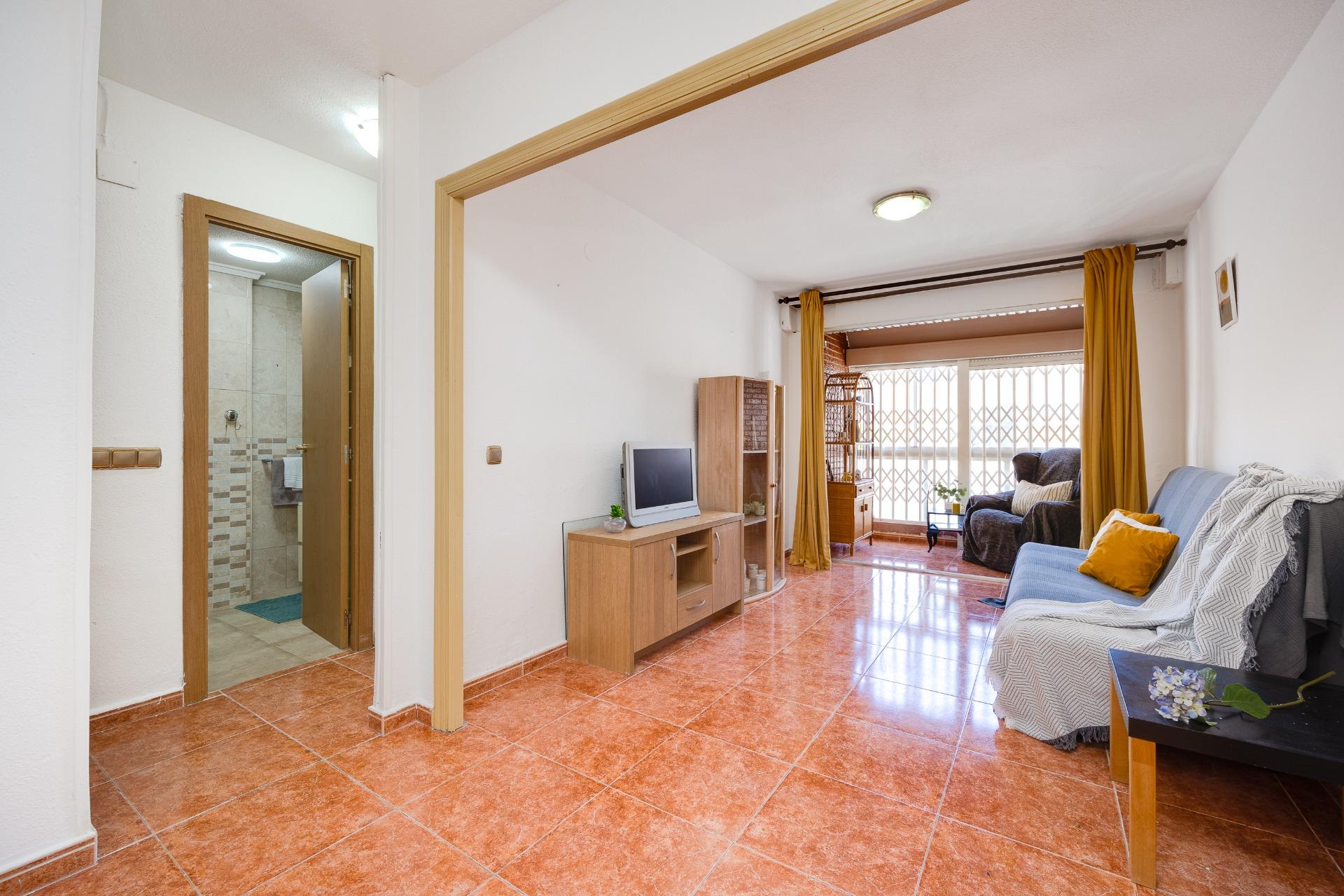 2 Bed, 1 Bath, ApartmentFor Sale, Torrevieja, Alicante 2 Bed, 1 Bath, ApartmentFor Sale, Torrevieja, Alicante
