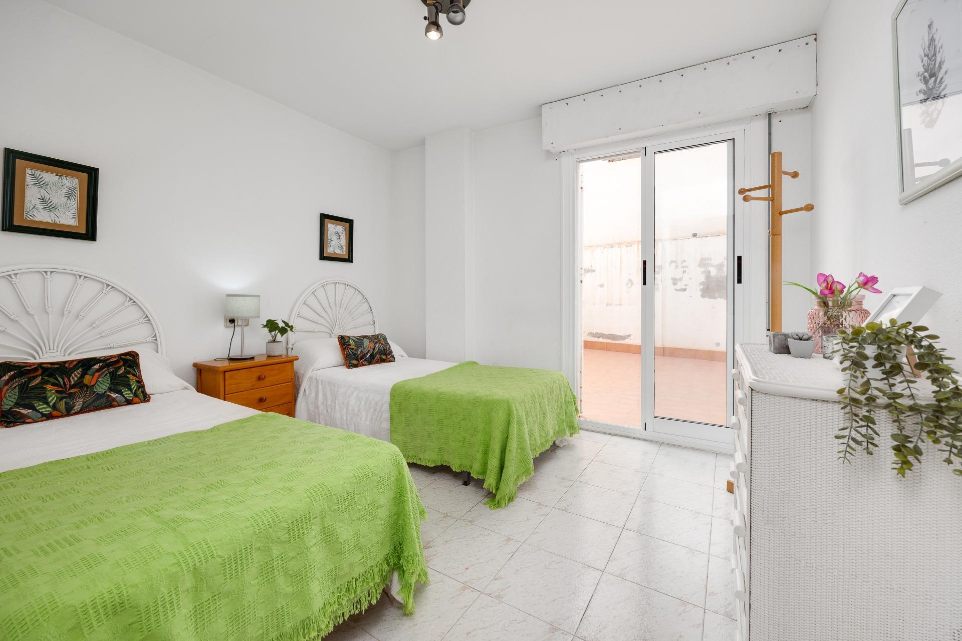 3 Bed, 2 Bath, ApartmentFor Sale, Torrevieja, Alicante 3 Bed, 2 Bath, ApartmentFor Sale, Torrevieja, Alicante