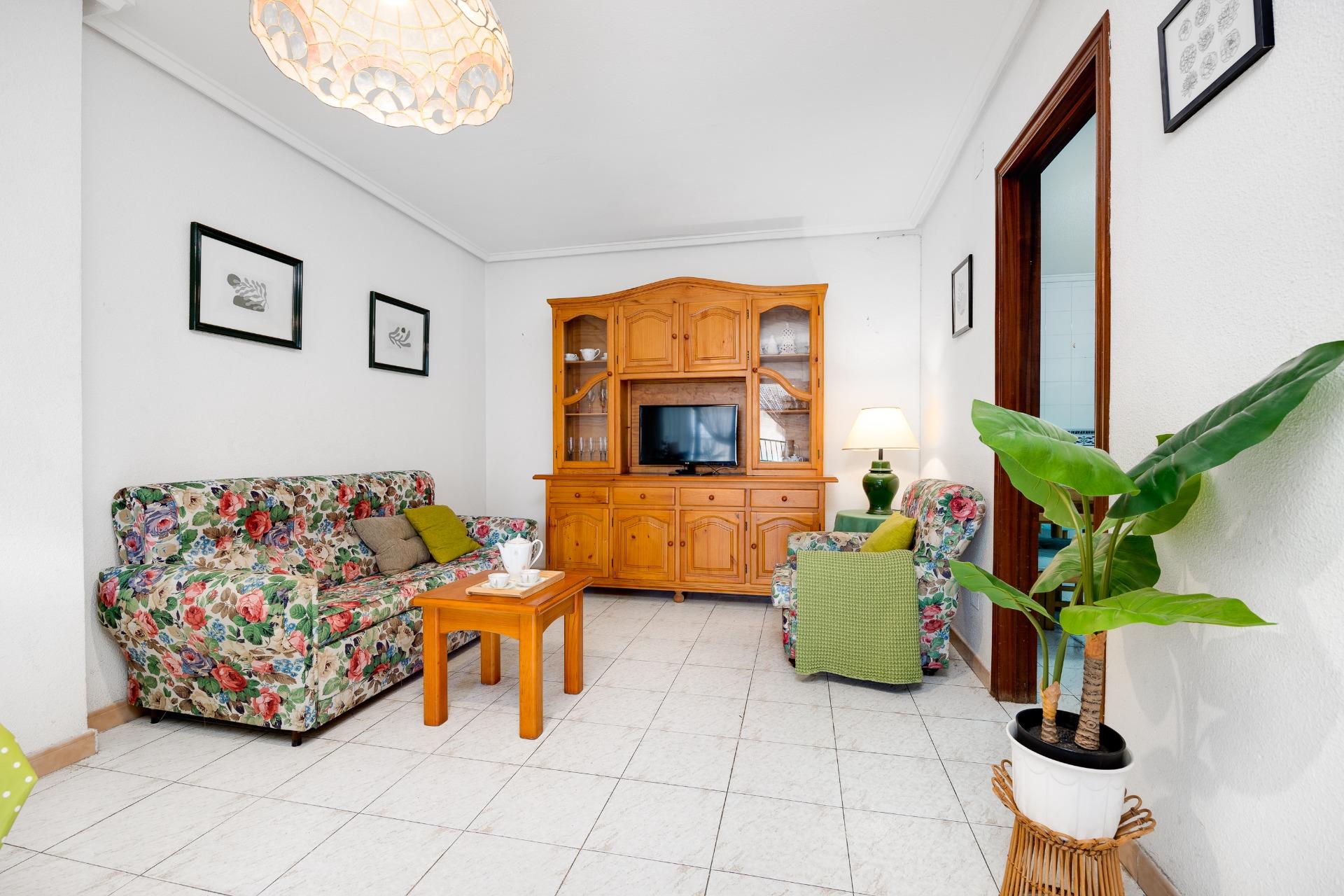 3 Bed, 2 Bath, ApartmentFor Sale, Torrevieja, Alicante 3 Bed, 2 Bath, ApartmentFor Sale, Torrevieja, Alicante