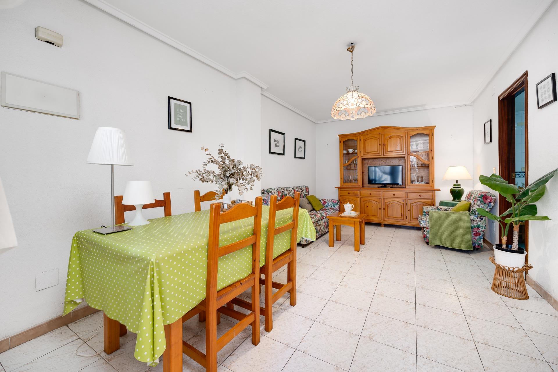 3 Bed, 2 Bath, ApartmentFor Sale, Torrevieja, Alicante 3 Bed, 2 Bath, ApartmentFor Sale, Torrevieja, Alicante