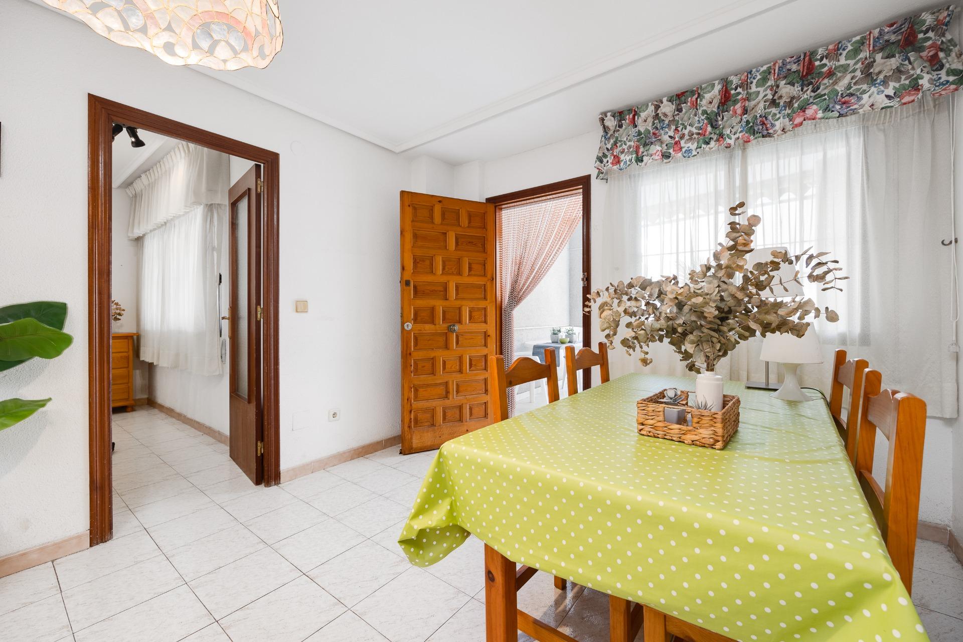 3 Bed, 2 Bath, ApartmentFor Sale, Torrevieja, Alicante 3 Bed, 2 Bath, ApartmentFor Sale, Torrevieja, Alicante