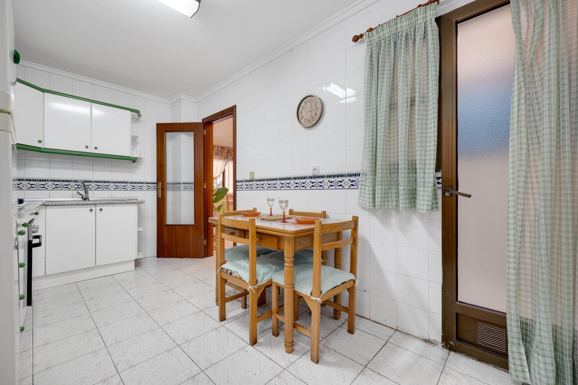 3 Bed, 2 Bath, ApartmentFor Sale, Torrevieja, Alicante 3 Bed, 2 Bath, ApartmentFor Sale, Torrevieja, Alicante