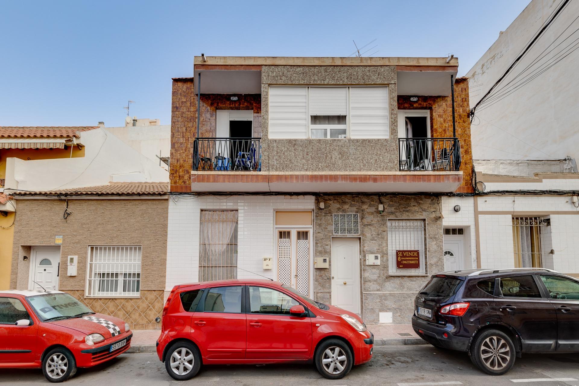 3 Bed, 2 Bath, ApartmentFor Sale, Torrevieja, Alicante 3 Bed, 2 Bath, ApartmentFor Sale, Torrevieja, Alicante