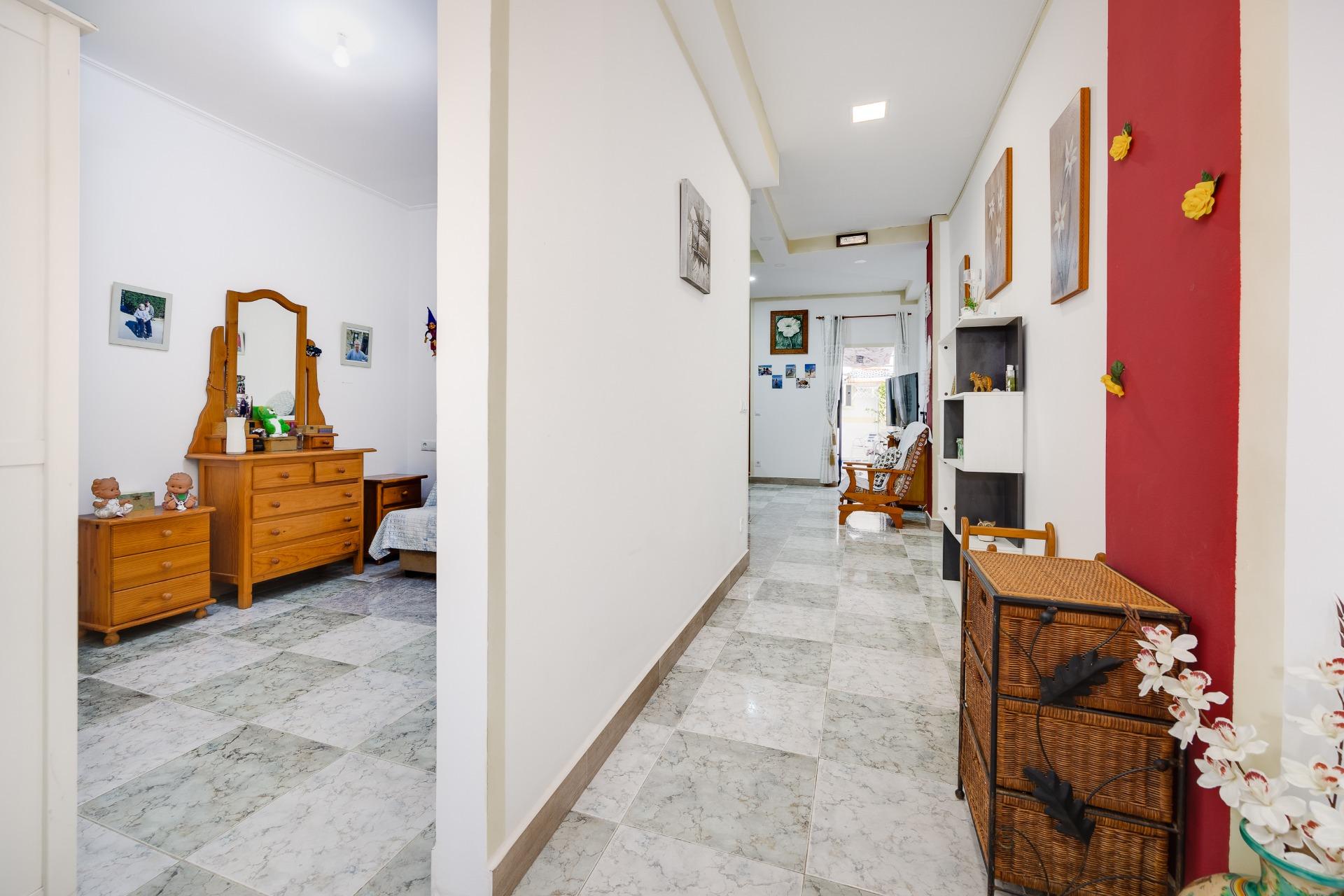 3 Bed, 2 Bath, ApartmentFor Sale, Torrevieja, Alicante 3 Bed, 2 Bath, ApartmentFor Sale, Torrevieja, Alicante