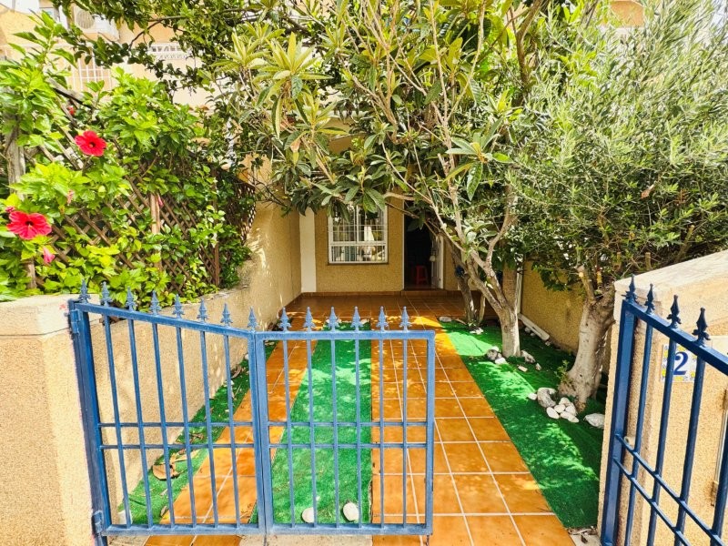 3 Bed, 2 Bath, ApartmentFor Sale, Torrevieja, Alicante 3 Bed, 2 Bath, ApartmentFor Sale, Torrevieja, Alicante