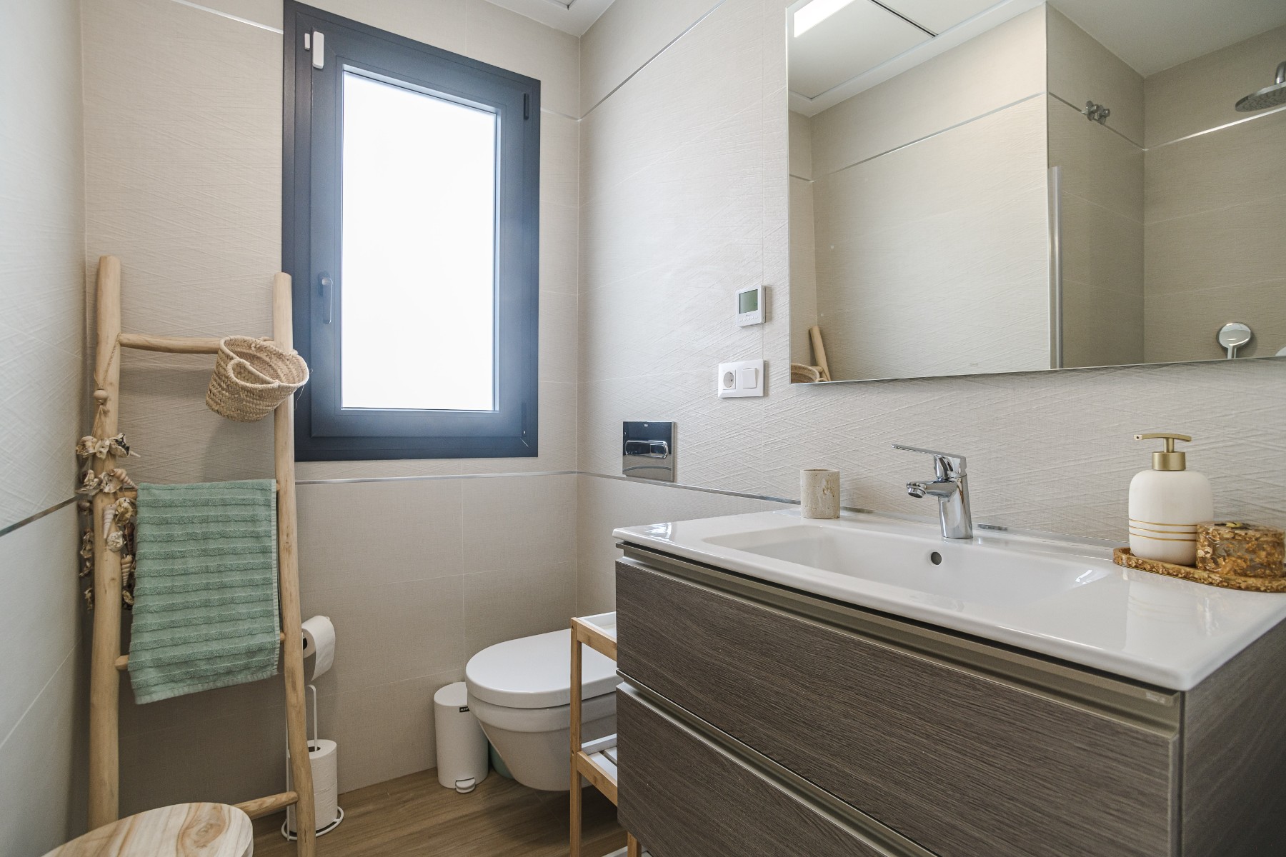 2 Bed, 2 Bath, ApartmentFor Sale, Torrevieja, Alicante 2 Bed, 2 Bath, ApartmentFor Sale, Torrevieja, Alicante