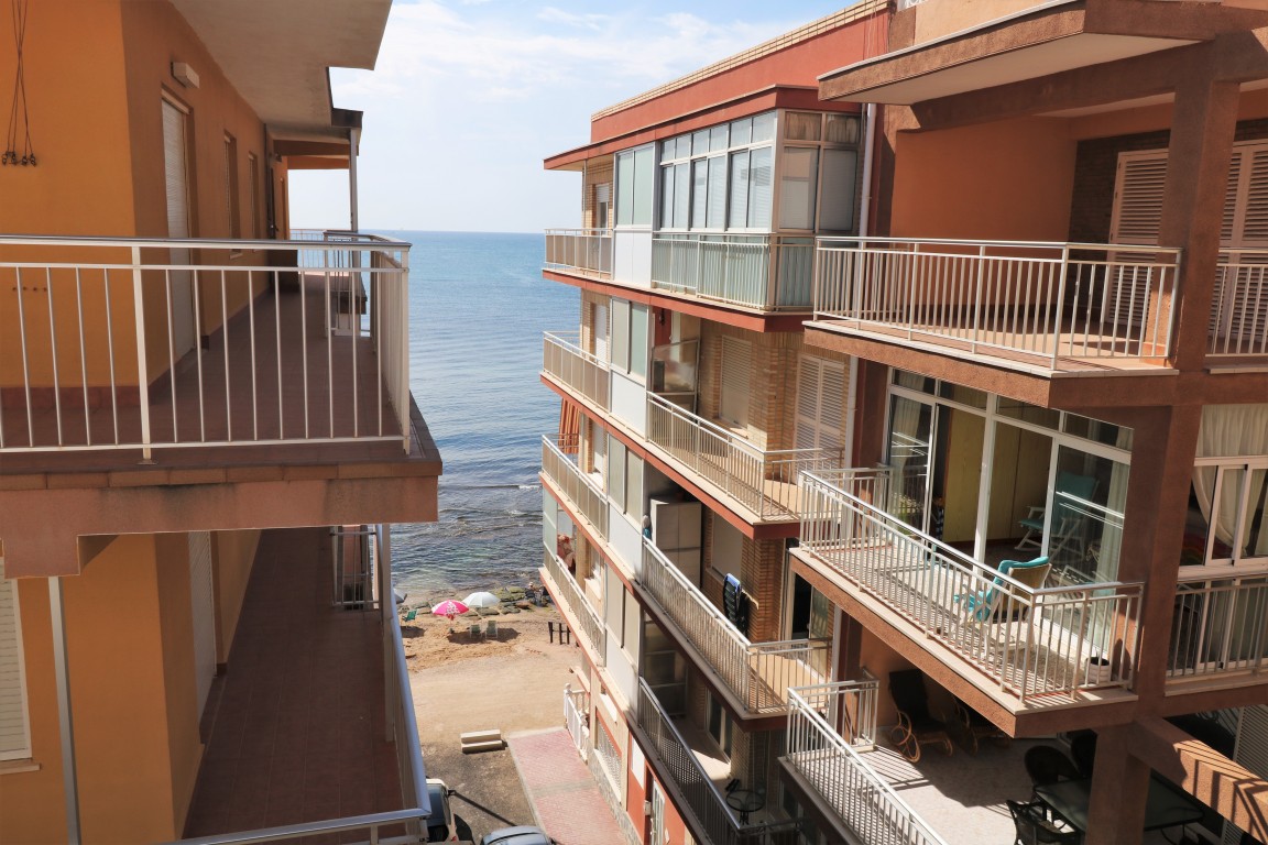 3 Bed, 1 Bath, ApartmentFor Sale, Torrevieja, Alicante 3 Bed, 1 Bath, ApartmentFor Sale, Torrevieja, Alicante