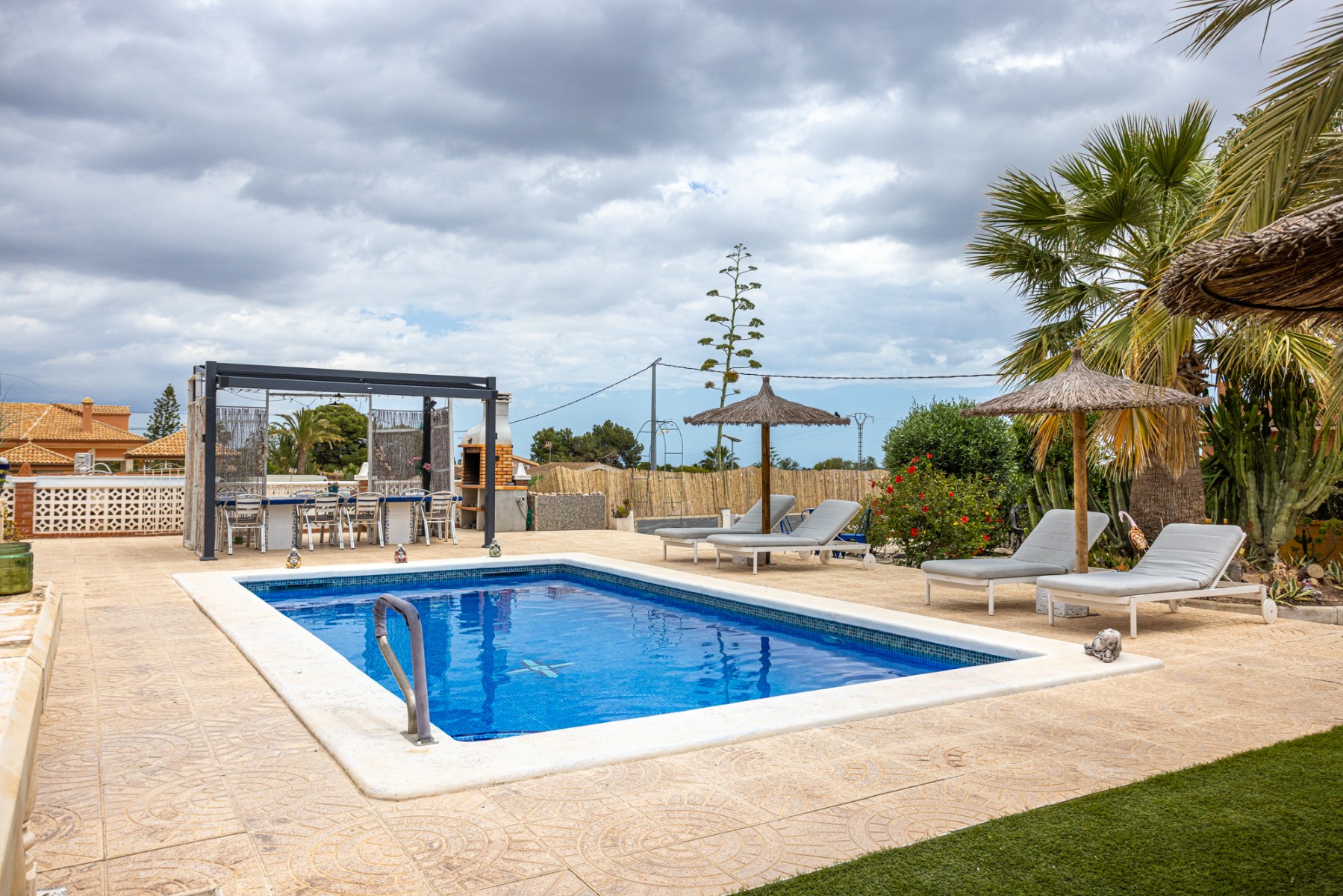 5 Bed, 3 Bath, HouseFor Sale, Albatera, Alicante 5 Bed, 3 Bath, HouseFor Sale, Albatera, Alicante