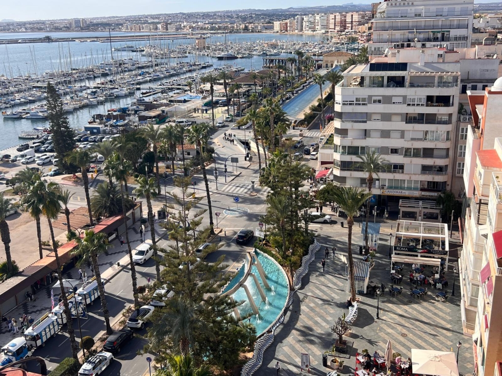 2 Bed, 2 Bath, ApartmentFor Sale, Torrevieja, Alicante 2 Bed, 2 Bath, ApartmentFor Sale, Torrevieja, Alicante
