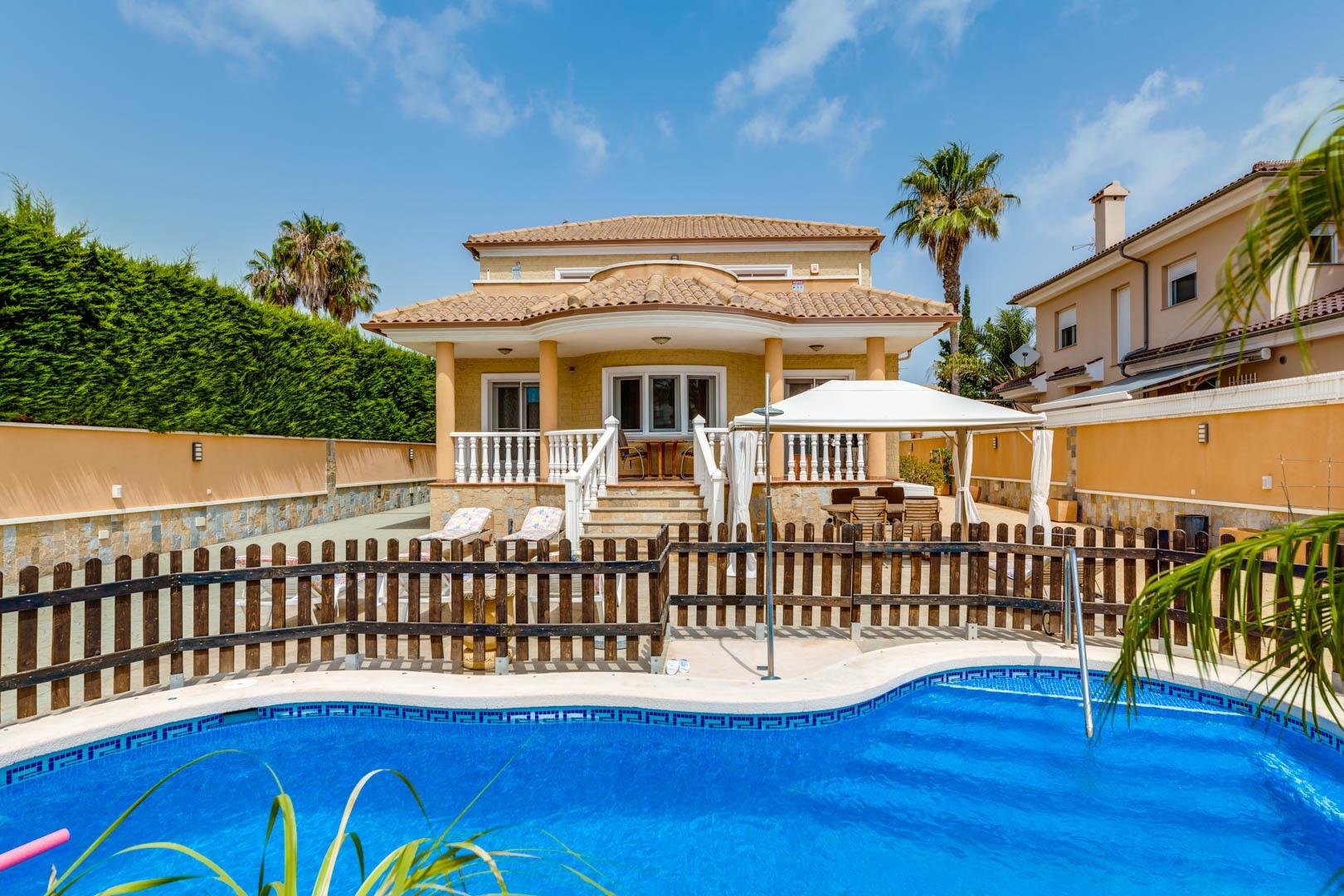 4 Bed, 2 Bath, HouseFor Sale, San Javier, Murcia 4 Bed, 2 Bath, HouseFor Sale, San Javier, Murcia