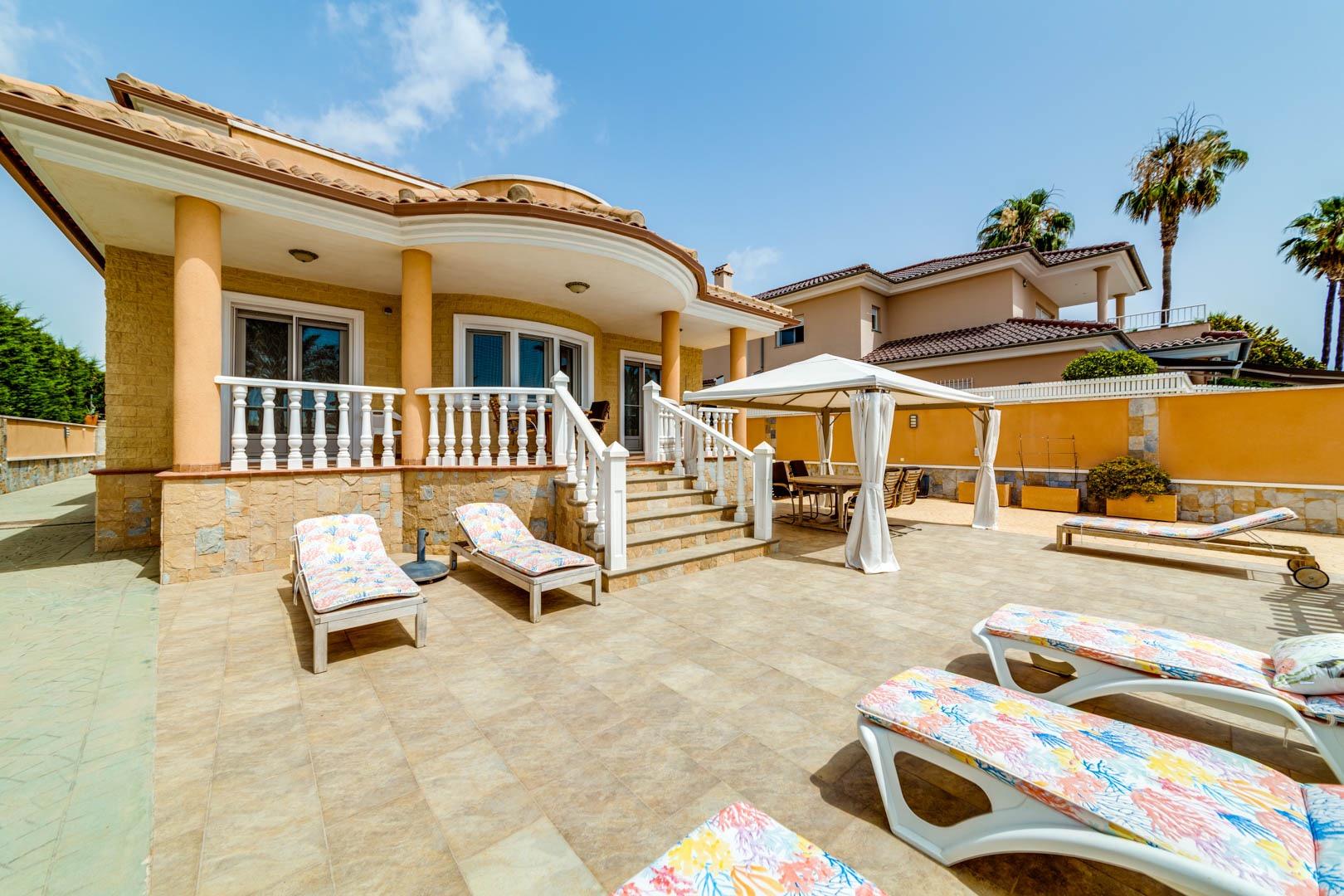 4 Bed, 2 Bath, HouseFor Sale, San Javier, Murcia 4 Bed, 2 Bath, HouseFor Sale, San Javier, Murcia
