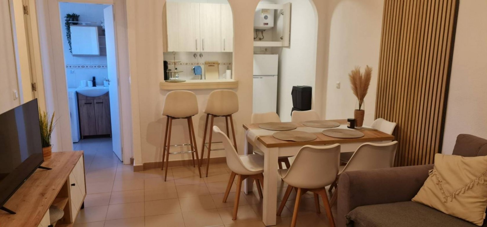 2 Bed, 1 Bath, ApartmentFor Sale, Playa De Los Naufragos, Alicante 2 Bed, 1 Bath, ApartmentFor Sale, Playa De Los Naufragos, Alicante