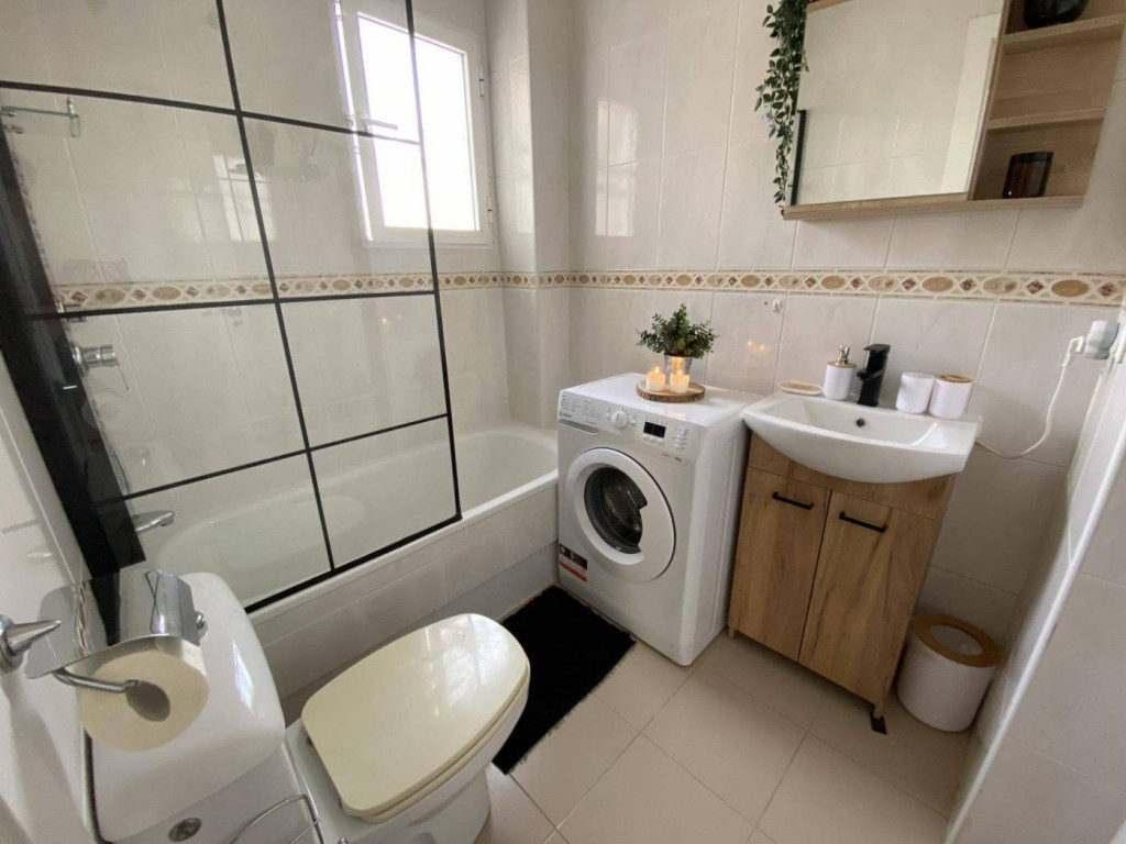 2 Bed, 1 Bath, ApartmentFor Sale, Playa De Los Naufragos, Alicante 2 Bed, 1 Bath, ApartmentFor Sale, Playa De Los Naufragos, Alicante