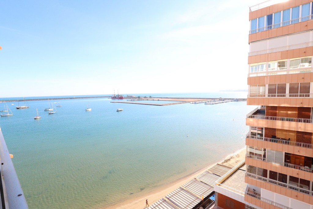 3 Bed, 2 Bath, ApartmentFor Sale, Torrevieja, Alicante 3 Bed, 2 Bath, ApartmentFor Sale, Torrevieja, Alicante