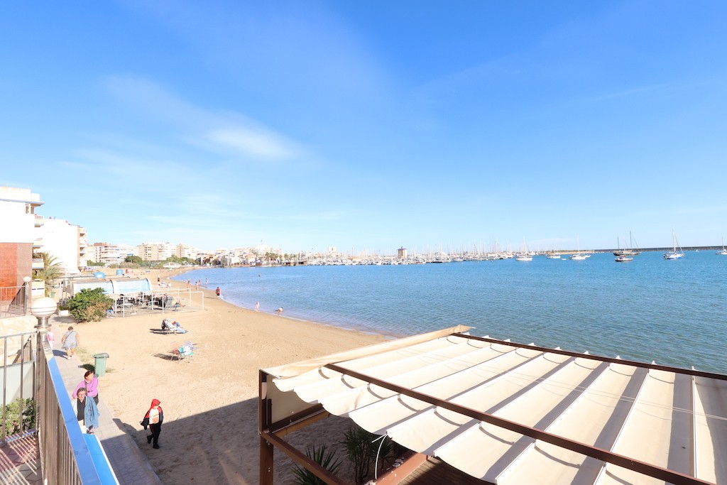 3 Bed, 2 Bath, ApartmentFor Sale, Torrevieja, Alicante 3 Bed, 2 Bath, ApartmentFor Sale, Torrevieja, Alicante