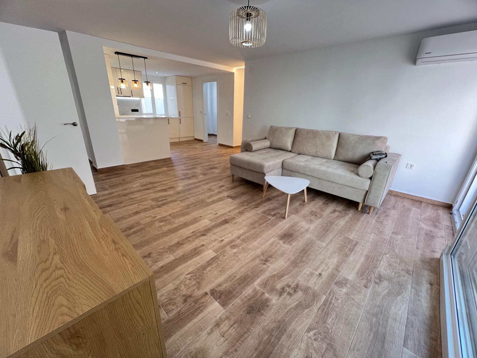3 Bed, 2 Bath, ApartmentFor Sale, Torrevieja, Alicante 3 Bed, 2 Bath, ApartmentFor Sale, Torrevieja, Alicante