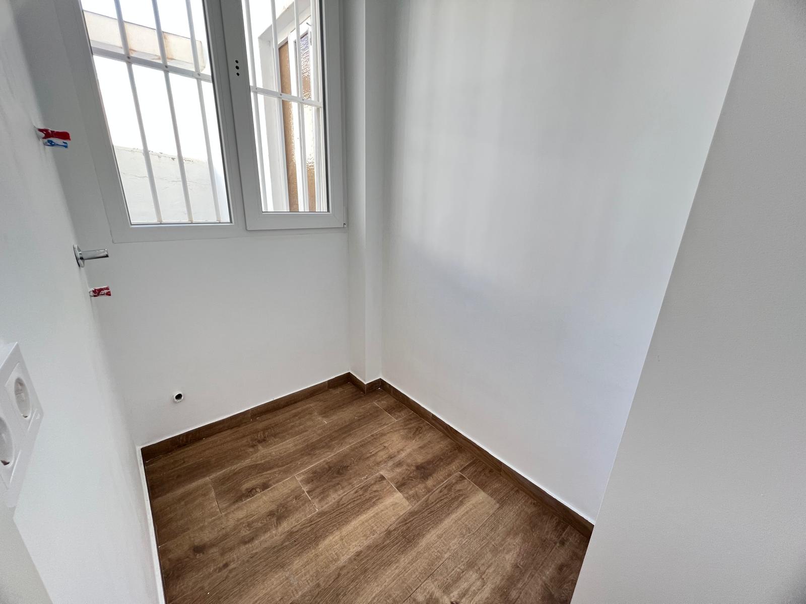 3 Bed, 2 Bath, ApartmentFor Sale, Torrevieja, Alicante 3 Bed, 2 Bath, ApartmentFor Sale, Torrevieja, Alicante