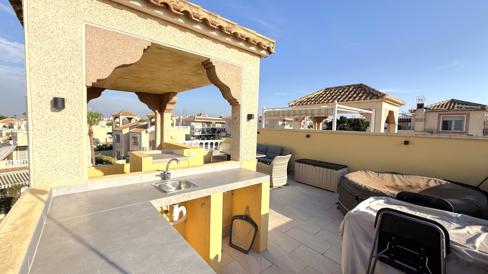 2 Bed, 2 Bath, HouseFor Sale, Torrevieja, Alicante 2 Bed, 2 Bath, HouseFor Sale, Torrevieja, Alicante