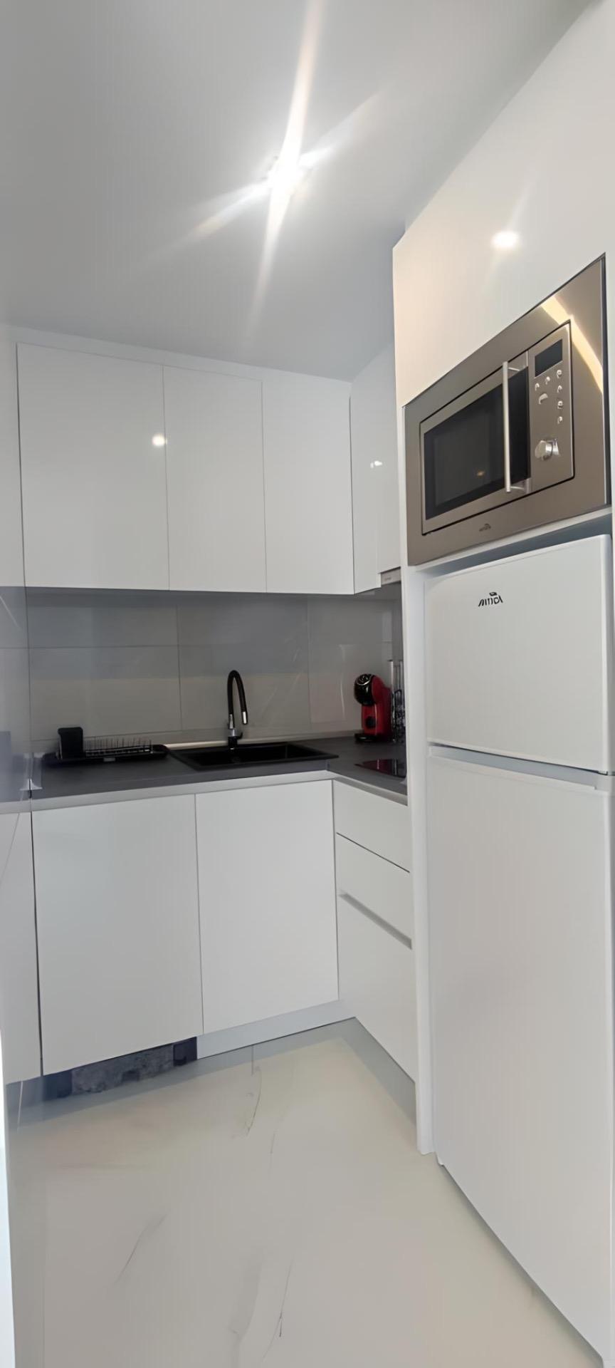 2 Bed, 1 Bath, ApartmentFor Sale, Torrevieja, Alicante 2 Bed, 1 Bath, ApartmentFor Sale, Torrevieja, Alicante