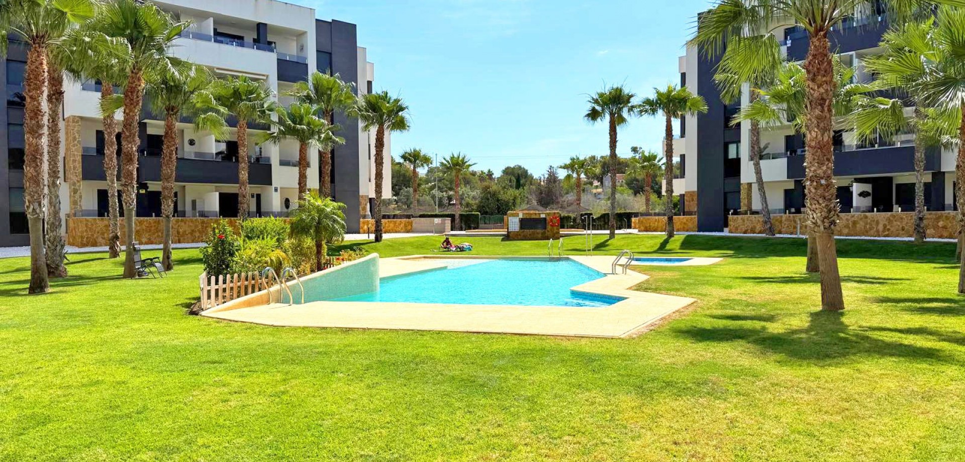 2 Bed, 2 Bath, ApartmentFor Sale, Orihuela Costa, Alicante 2 Bed, 2 Bath, ApartmentFor Sale, Orihuela Costa, Alicante