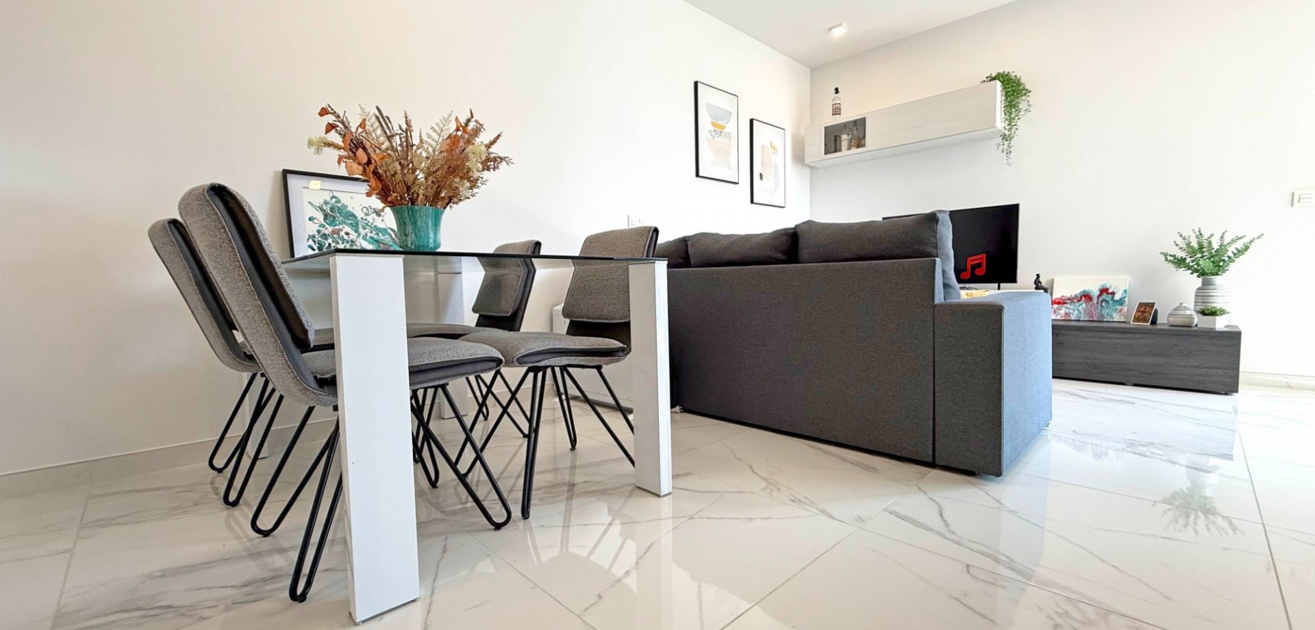 2 Bed, 2 Bath, ApartmentFor Sale, Orihuela Costa, Alicante 2 Bed, 2 Bath, ApartmentFor Sale, Orihuela Costa, Alicante