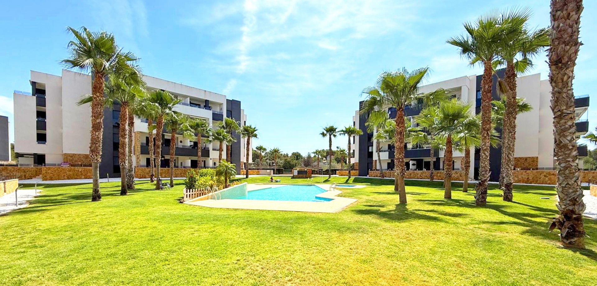 2 Bed, 2 Bath, ApartmentFor Sale, Orihuela Costa, Alicante 2 Bed, 2 Bath, ApartmentFor Sale, Orihuela Costa, Alicante