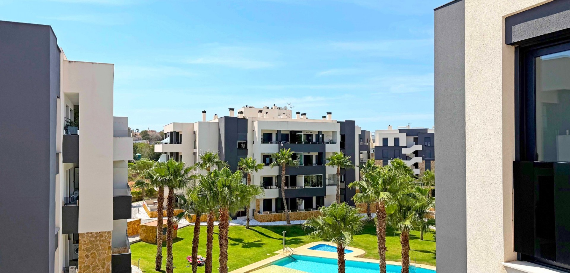 2 Bed, 2 Bath, ApartmentFor Sale, Orihuela Costa, Alicante 2 Bed, 2 Bath, ApartmentFor Sale, Orihuela Costa, Alicante