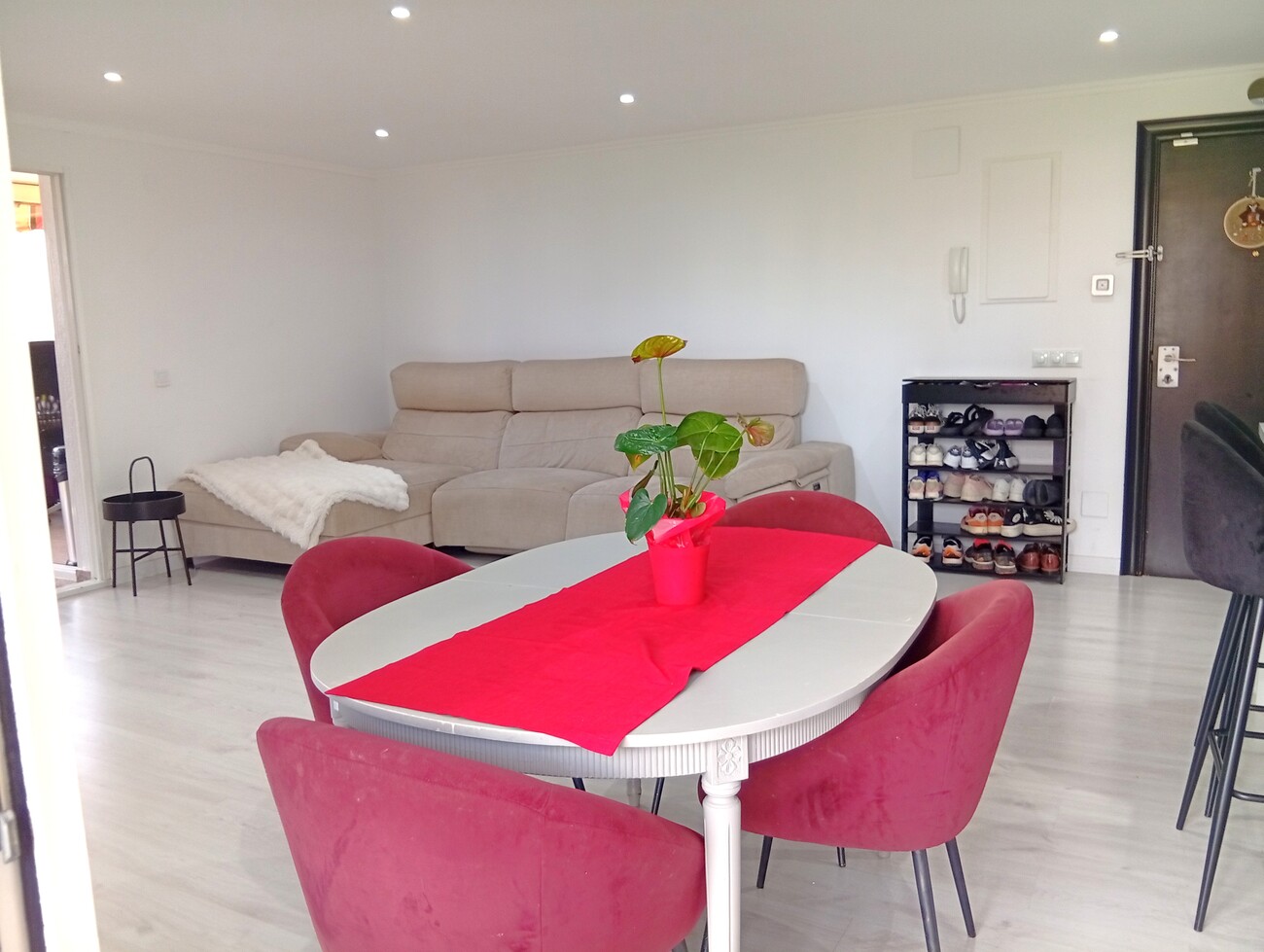 3 Bed, 2 Bath, ApartmentFor Sale, Alicante, Alicante 3 Bed, 2 Bath, ApartmentFor Sale, Alicante, Alicante