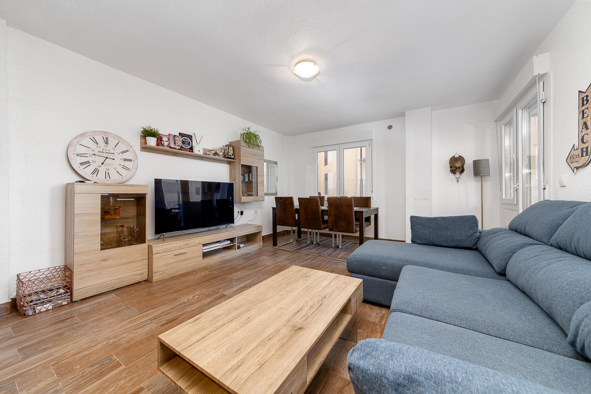 3 Bed, 2 Bath, ApartmentFor Sale, Torrevieja, Alicante 3 Bed, 2 Bath, ApartmentFor Sale, Torrevieja, Alicante