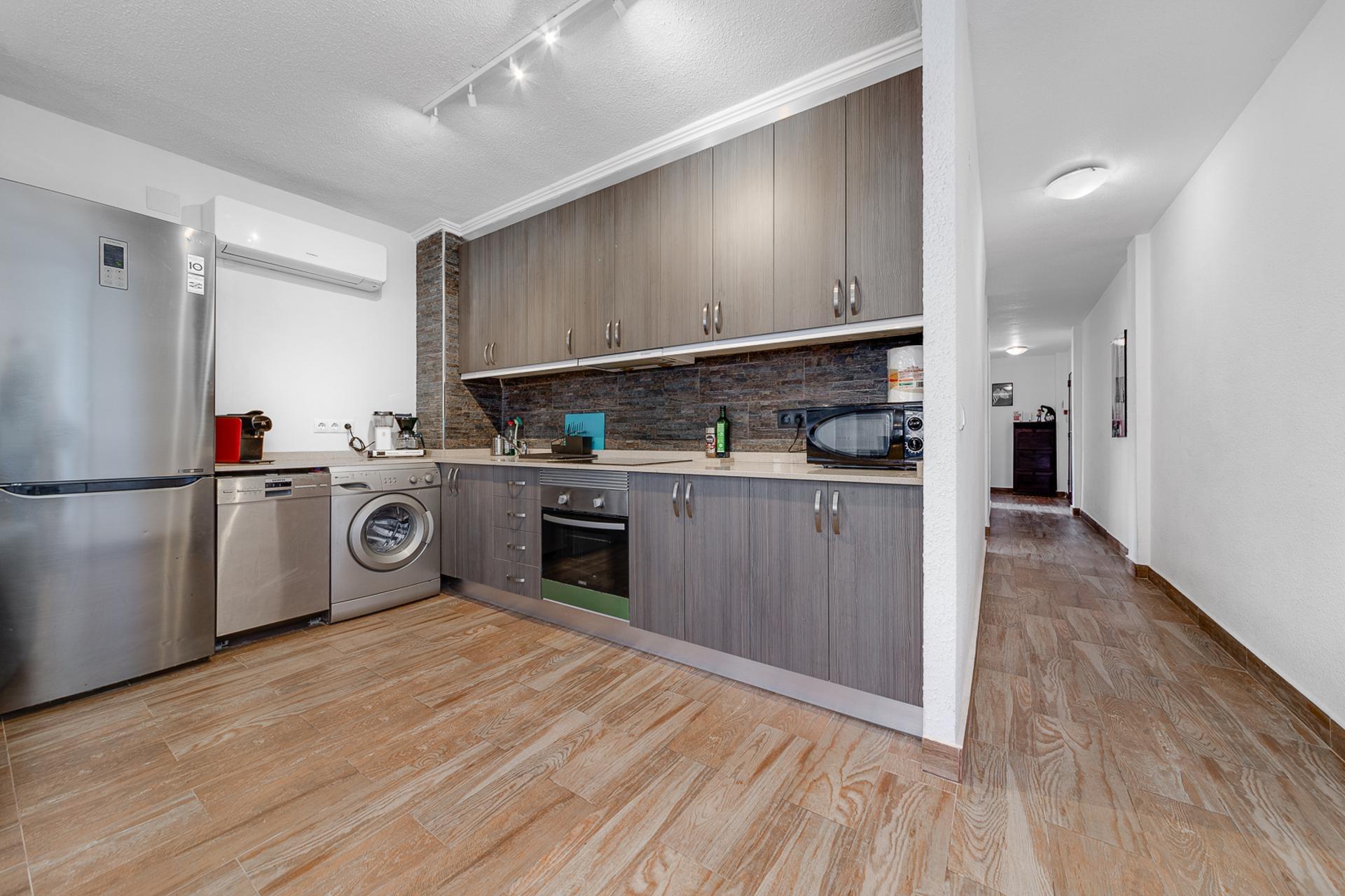 3 Bed, 2 Bath, ApartmentFor Sale, Torrevieja, Alicante 3 Bed, 2 Bath, ApartmentFor Sale, Torrevieja, Alicante