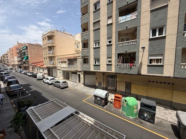 2 Bed, 1 Bath, ApartmentFor Sale, Torrevieja, Alicante 2 Bed, 1 Bath, ApartmentFor Sale, Torrevieja, Alicante
