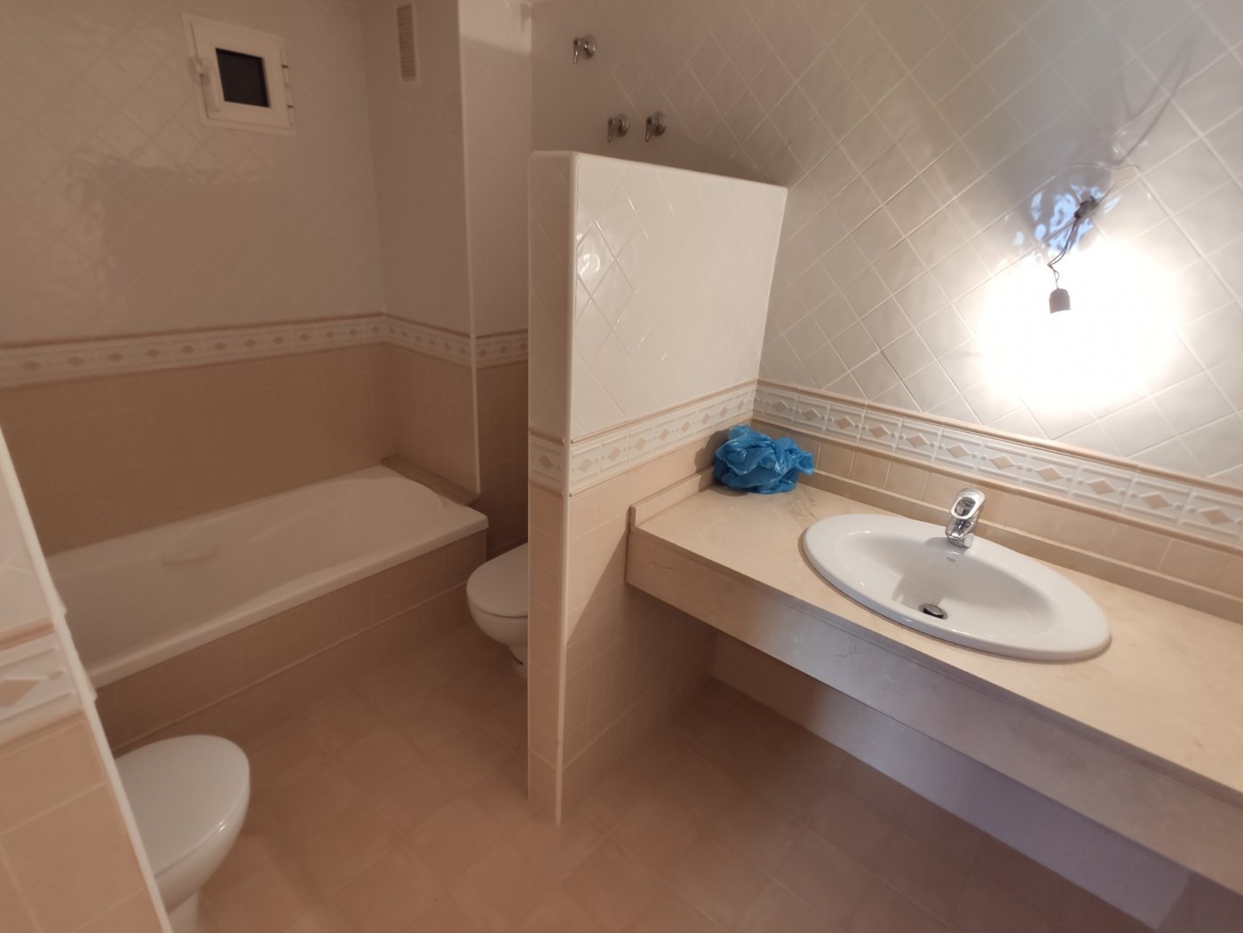 3 Bed, 2 Bath, ApartmentFor Sale, Torrevieja, Alicante 3 Bed, 2 Bath, ApartmentFor Sale, Torrevieja, Alicante