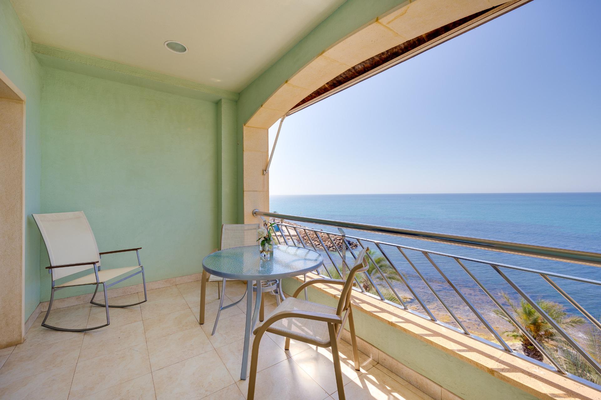 3 Bed, 2 Bath, ApartmentFor Sale, Torrevieja, Alicante 3 Bed, 2 Bath, ApartmentFor Sale, Torrevieja, Alicante