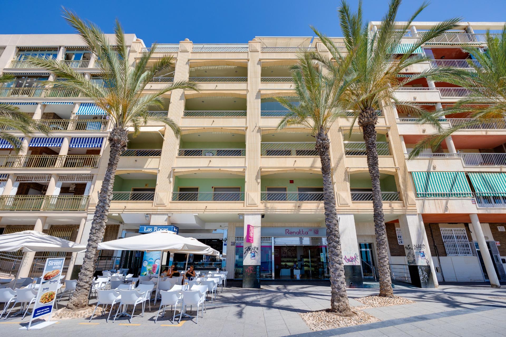 3 Bed, 2 Bath, ApartmentFor Sale, Torrevieja, Alicante 3 Bed, 2 Bath, ApartmentFor Sale, Torrevieja, Alicante