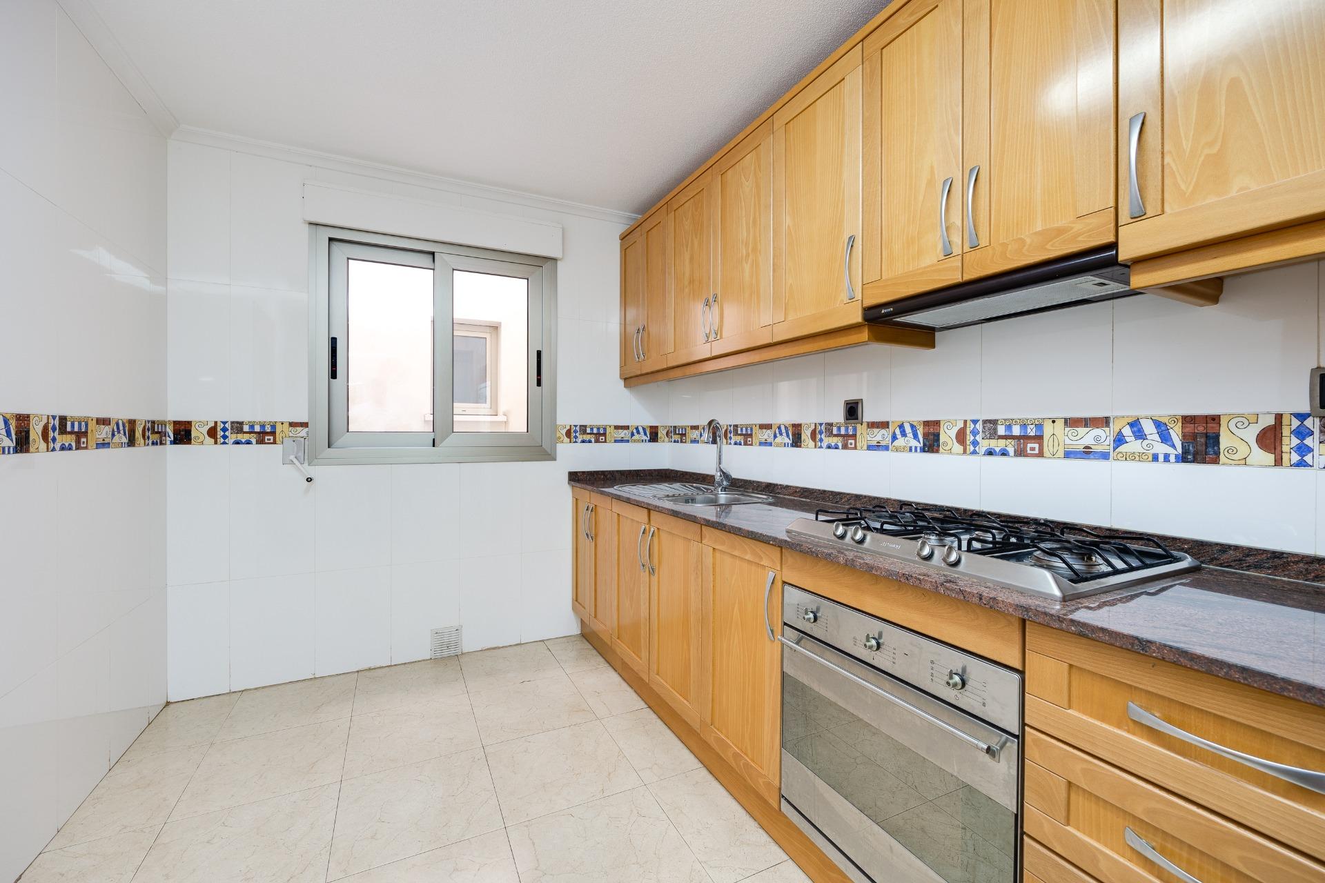 3 Bed, 2 Bath, ApartmentFor Sale, Torrevieja, Alicante 3 Bed, 2 Bath, ApartmentFor Sale, Torrevieja, Alicante