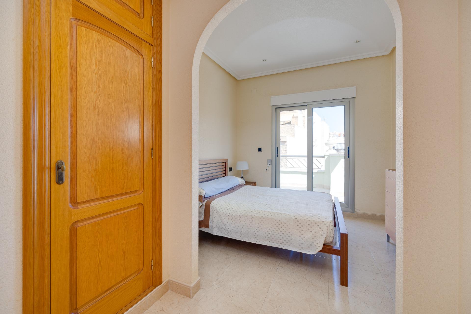 3 Bed, 2 Bath, ApartmentFor Sale, Torrevieja, Alicante 3 Bed, 2 Bath, ApartmentFor Sale, Torrevieja, Alicante