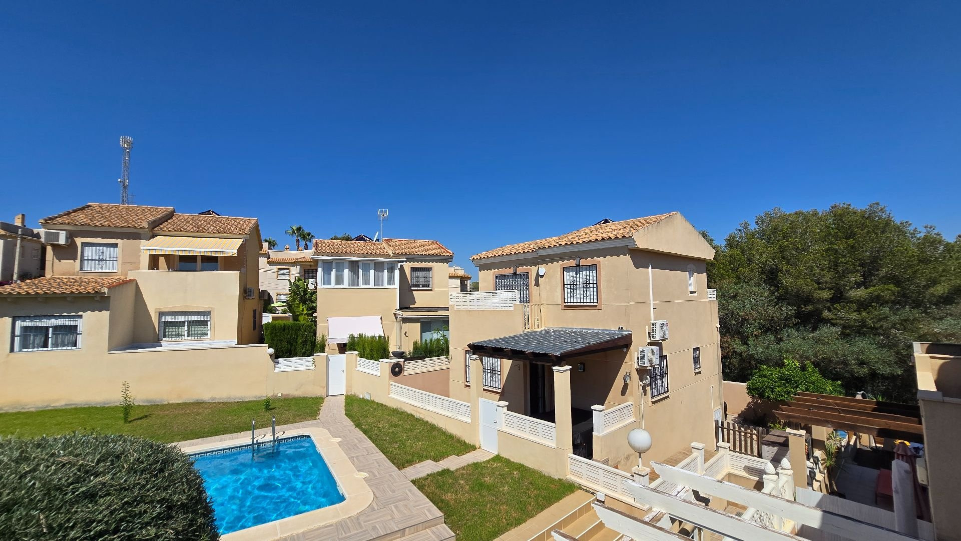 3 Bed, 2 Bath, HouseFor Sale, Orihuela, Alicante