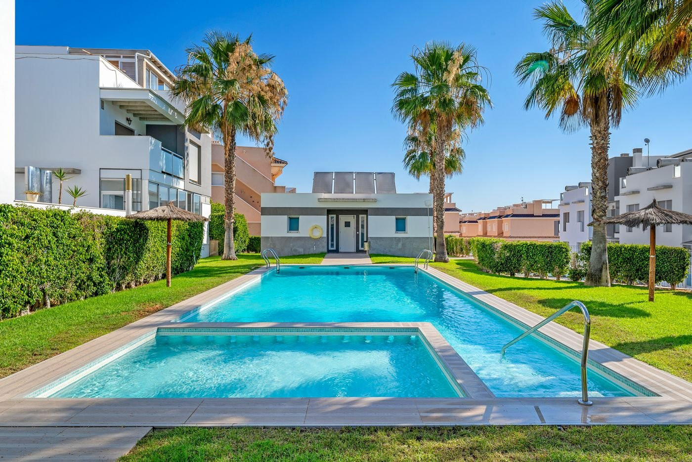 2 Bed, 2 Bath, HouseFor Sale, Punta Prima, Alicante