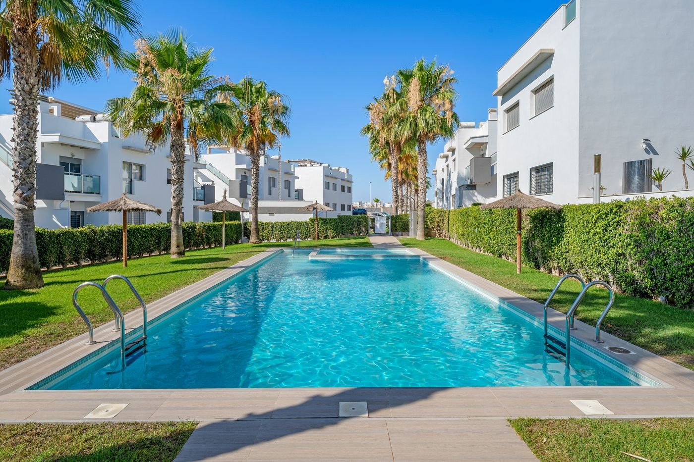 2 Bed, 2 Bath, HouseFor Sale, Punta Prima, Alicante
